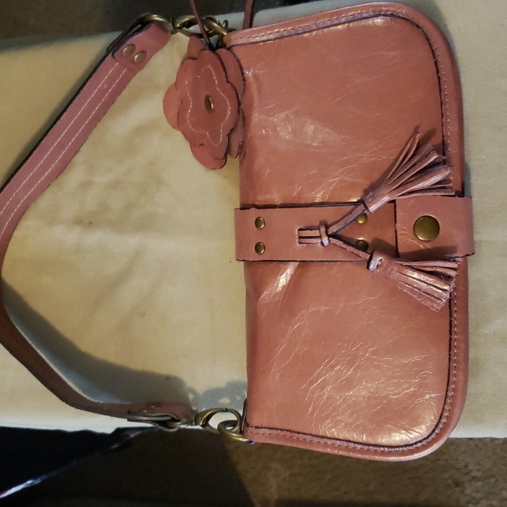 Genuine  Mauve Leather Baggett